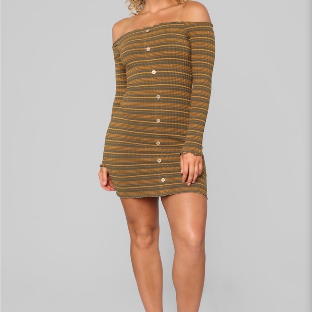 Mustard yellow/green dress